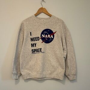 Vintage 1990s NASA "I Need My Space" Sweatshirt - Large